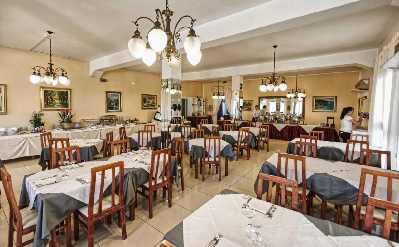 Hotel Pironi San Mauro Mare Экстерьер фото