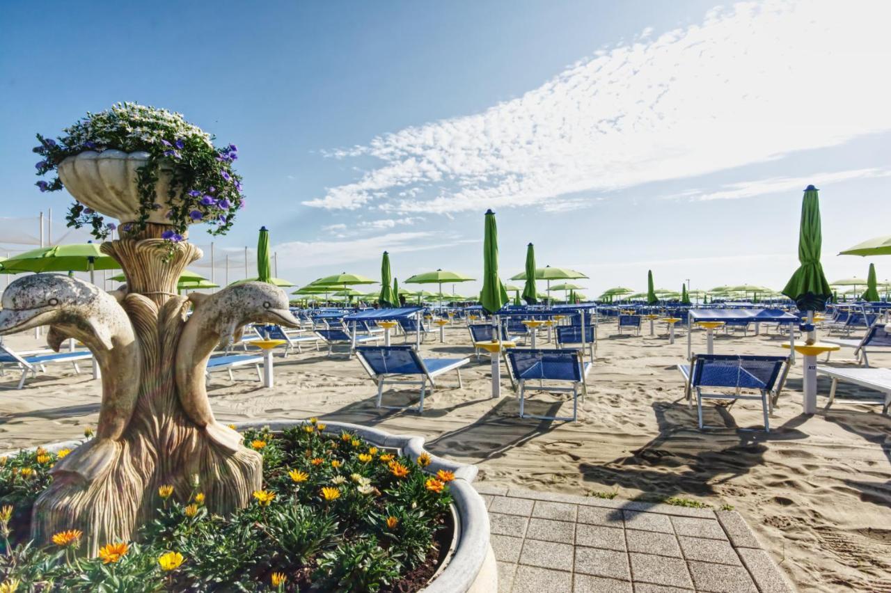 Hotel Pironi San Mauro Mare Экстерьер фото